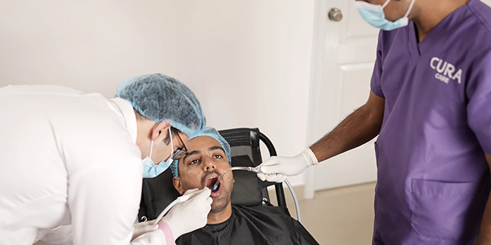 Detailed teeth depositions and stains removal at home